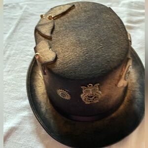 Black Steampunk Top Hat with Gold Accents Halloween, Cosplay‎ & Events